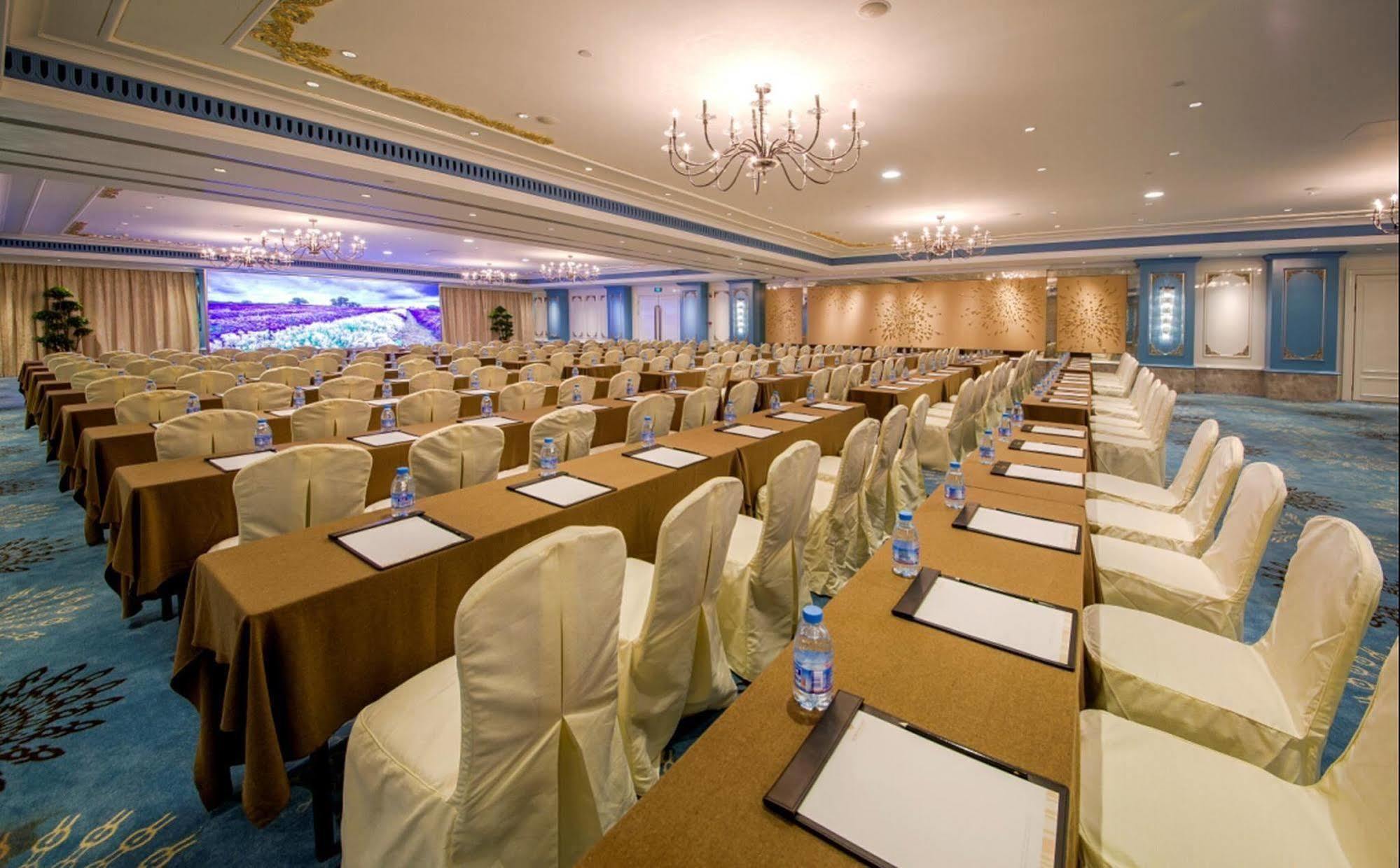 Shu Guang International Hotel Nankín Exterior foto